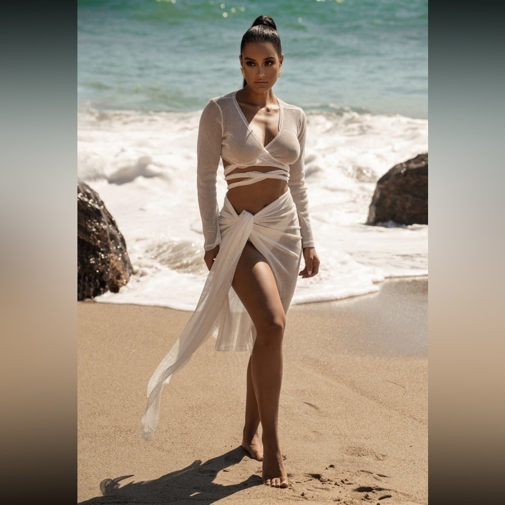 NEW JLUXLABEL White Netted Wrap Long Sleeve Top